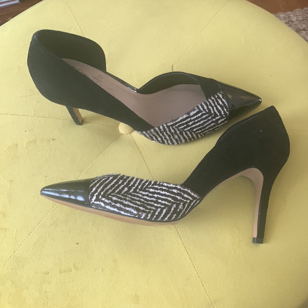 Vince Camuto sexy classic heels